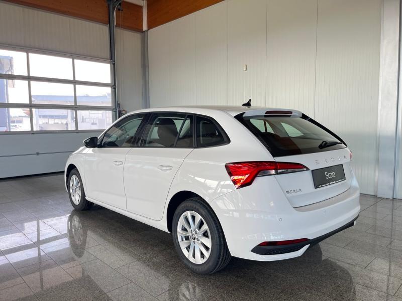 Škoda Scala Essence TSI