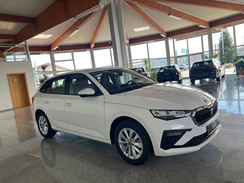 Škoda Scala Essence TSI