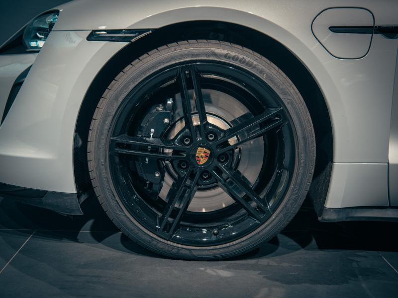 Porsche Taycan Turbo Sport Turismo