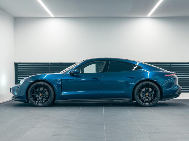Porsche Taycan GTS