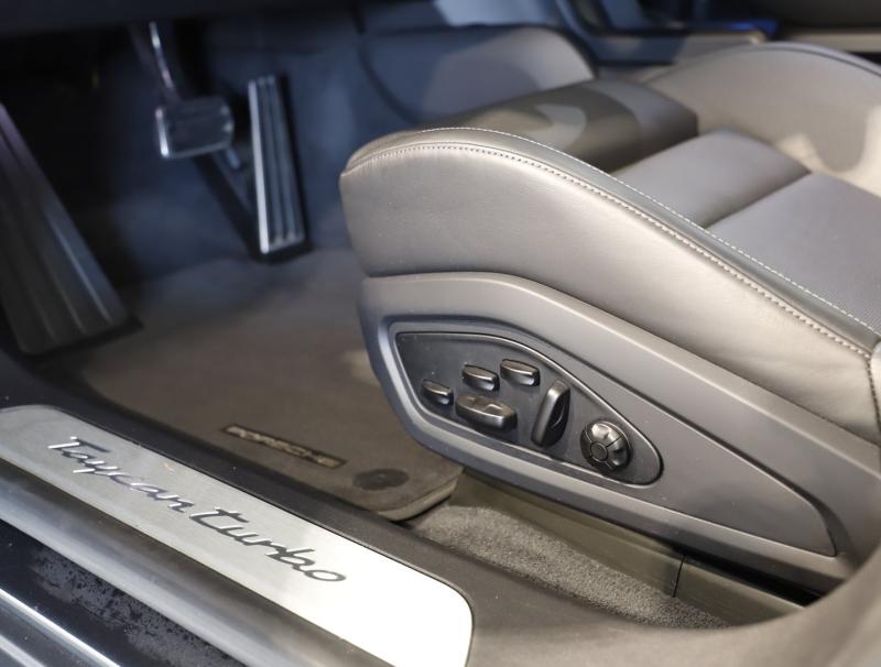Porsche Taycan Turbo