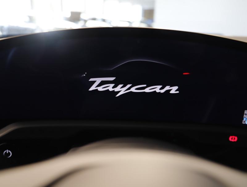Porsche Taycan Turbo