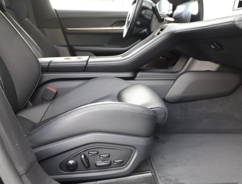 Porsche Taycan Turbo