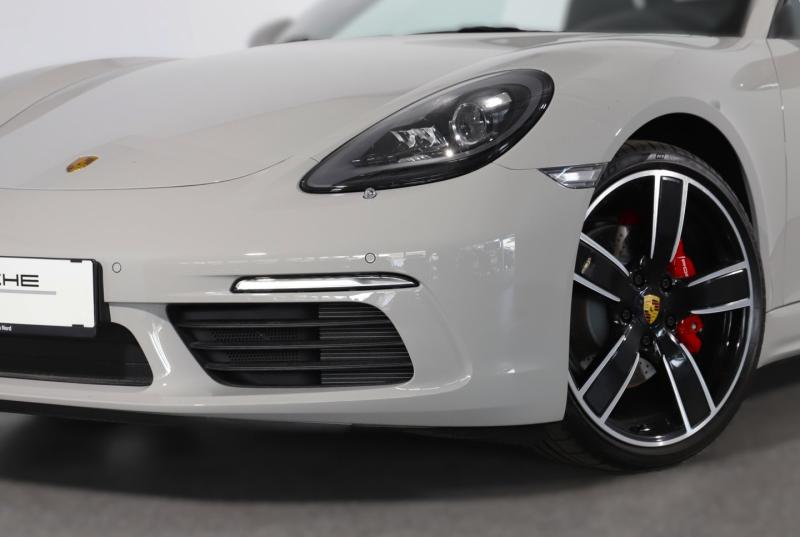 Porsche 718 Boxster S