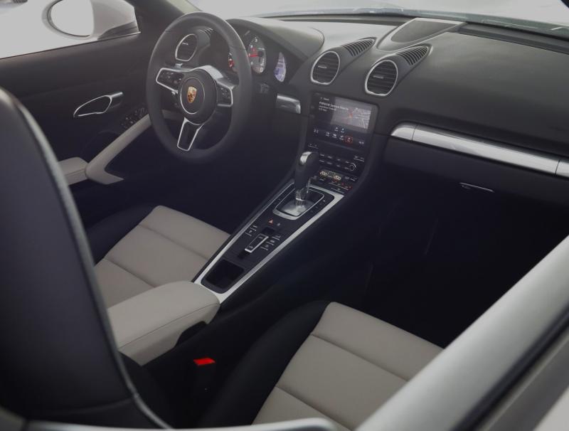 Porsche 718 Boxster S