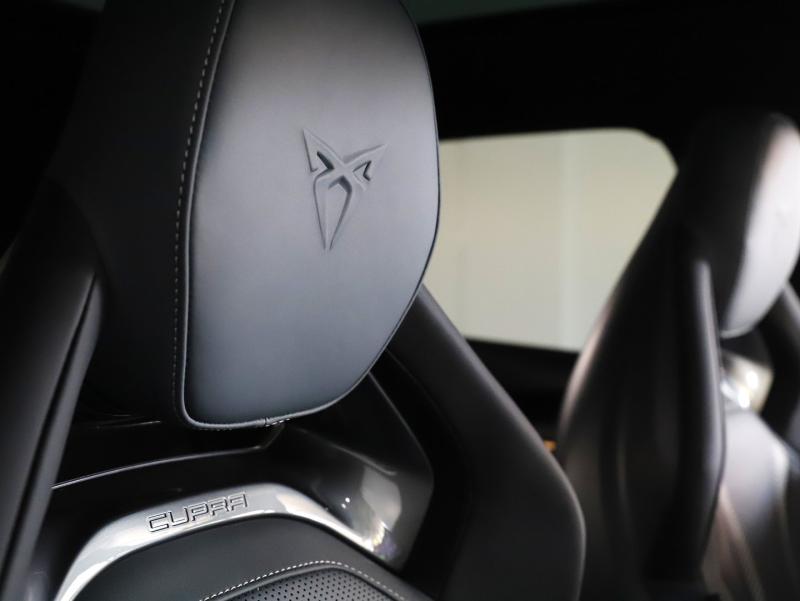 CUPRA Tavascan Extreme 210kW/286PS