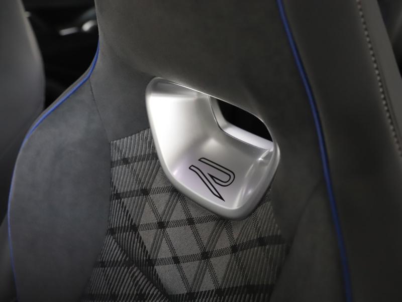 VW Passat Variant Sport eHybrid 150kW