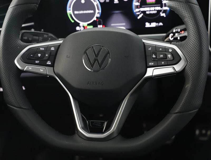 VW Passat Variant Sport eHybrid 150kW