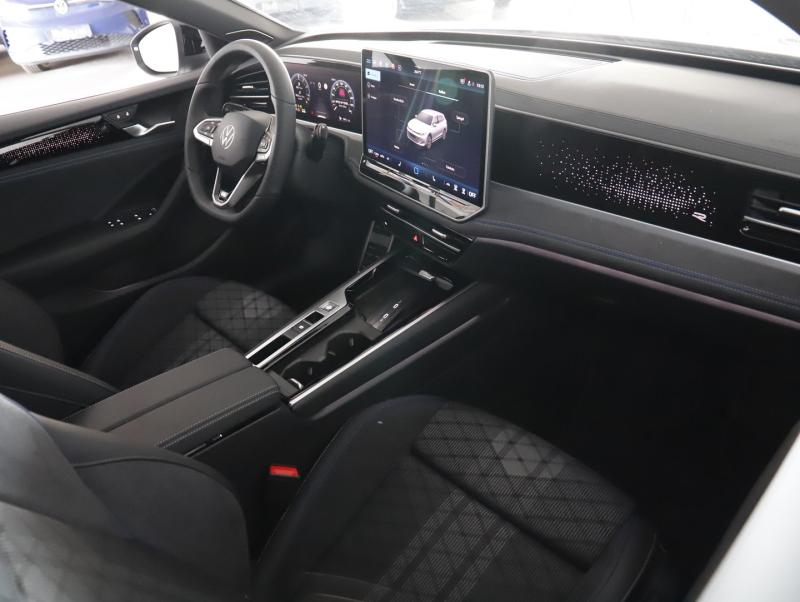 VW Passat Variant Sport eHybrid 150kW