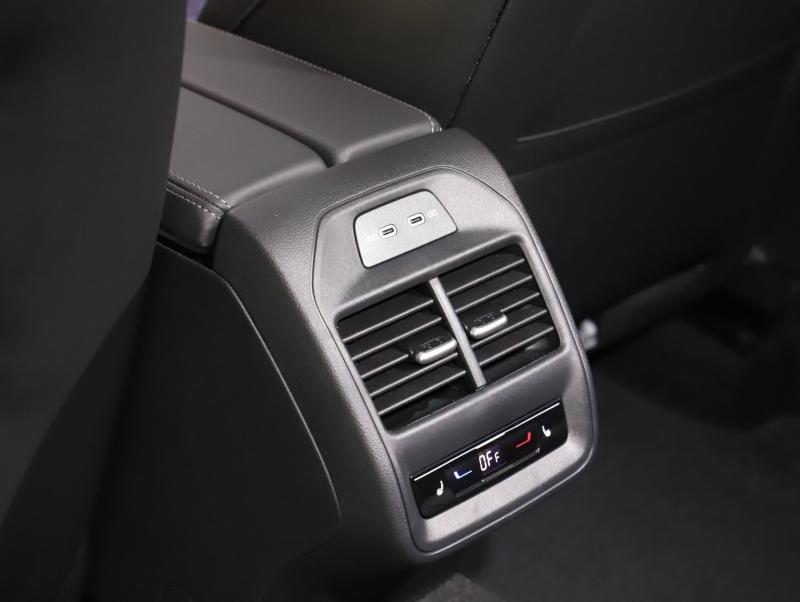 VW Passat Variant Sport eHybrid 150kW