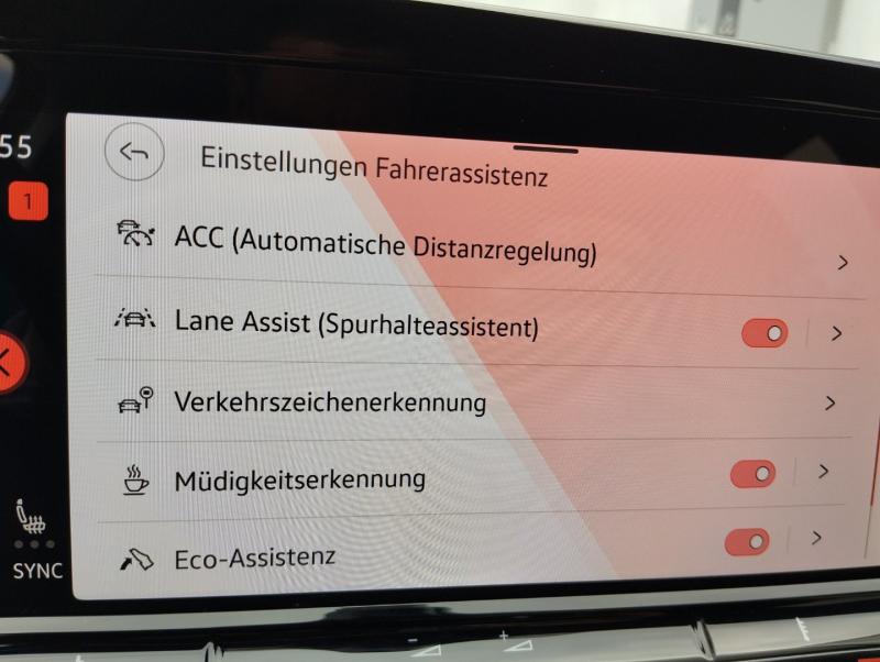 VW Golf Variant Life TSI