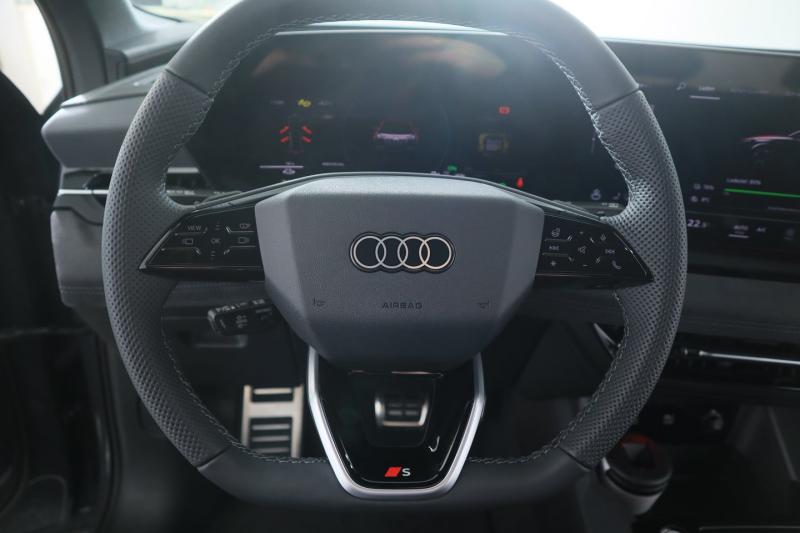 Audi Q6 e-tron quattro