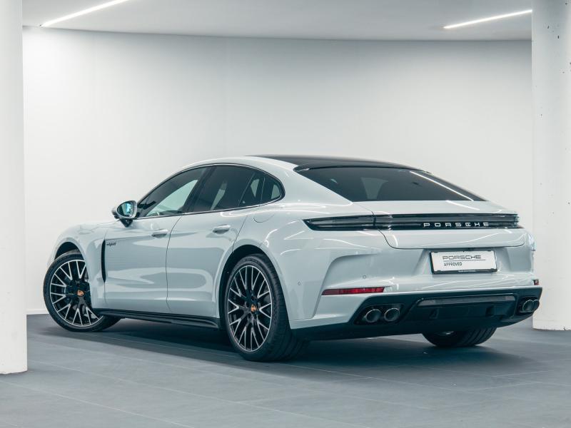 Porsche Panamera 4 E-Hybrid
