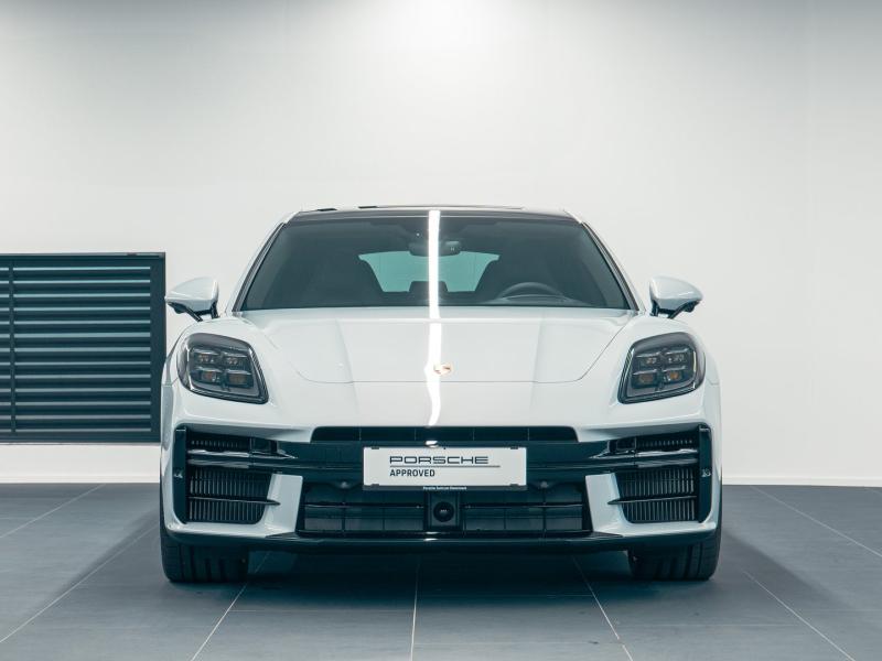 Porsche Panamera 4 E-Hybrid