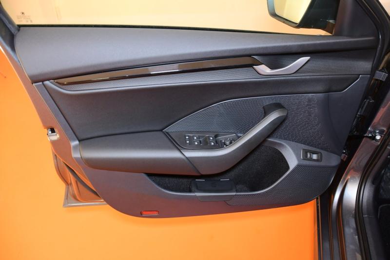 Škoda Octavia Combi Selection TDI DSG