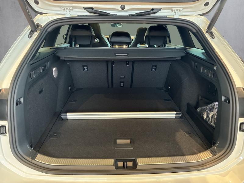 VW Passat Variant Sport TDI DSG