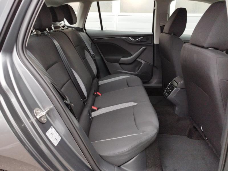 Škoda Kamiq Essence TSI