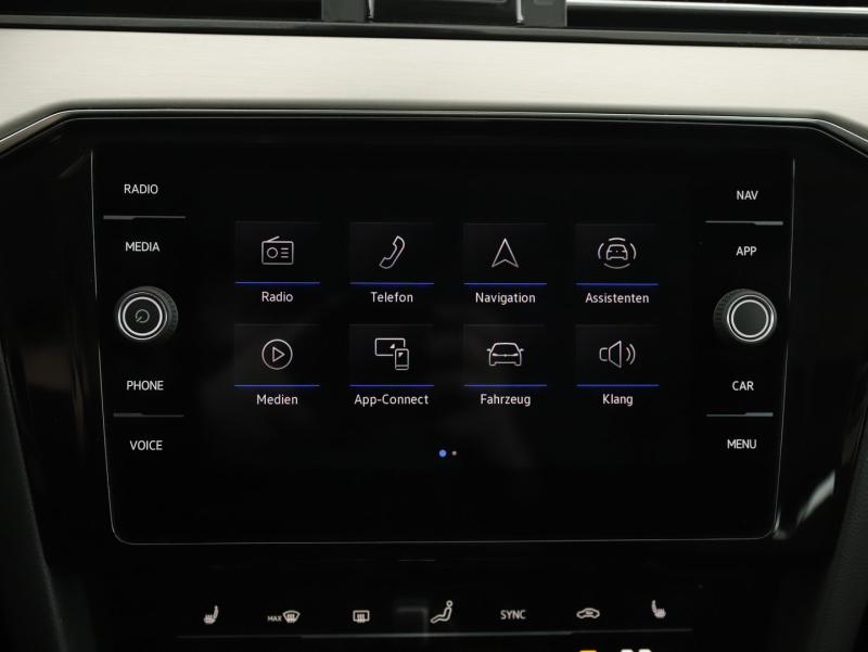 VW Passat Variant Elegance TDI 4MOTION DSG