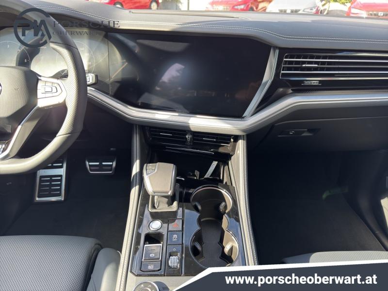 VW Touareg R-Line TDI 4MOTION
