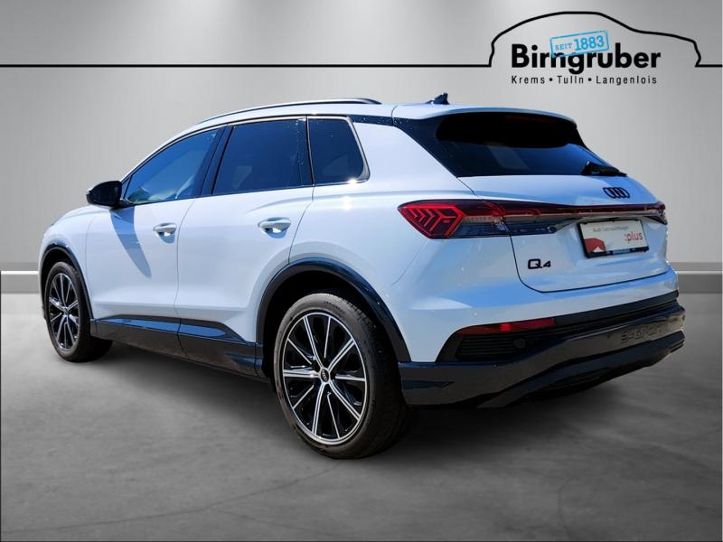 Audi Q4 45 e-tron quattro business