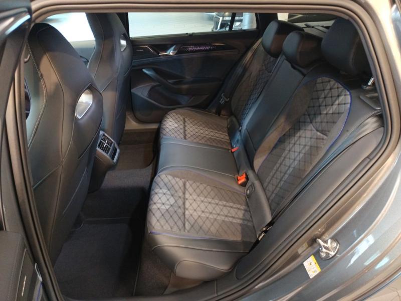 VW Passat Variant Sport TDI DSG