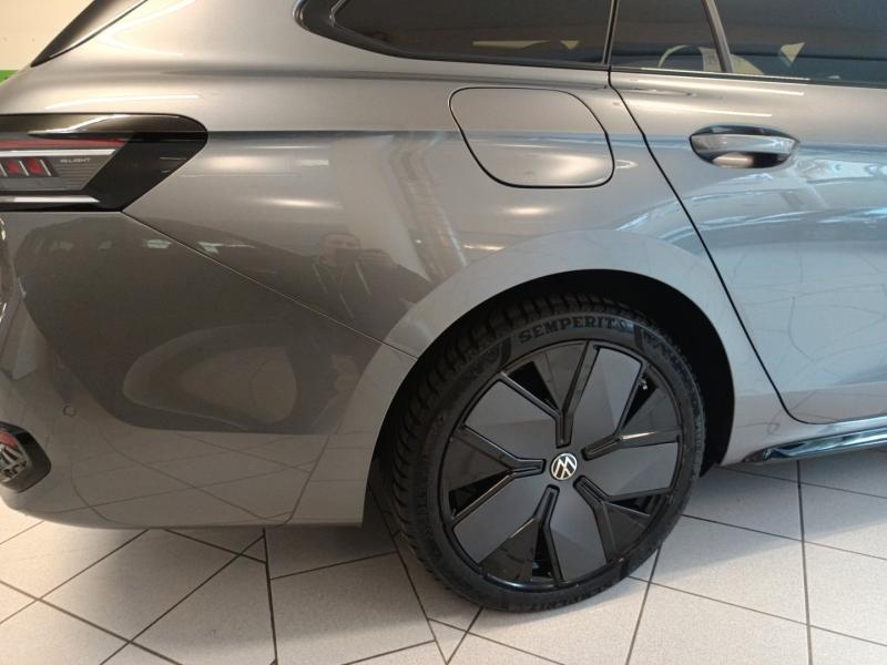 VW Passat Variant Sport TDI DSG