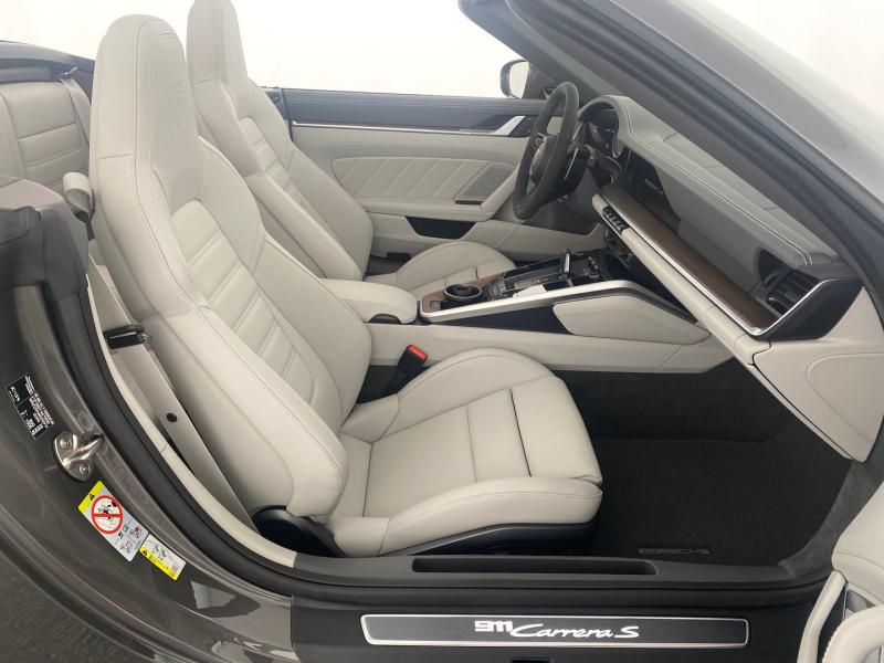 Porsche 911 Carrera S Cabriolet