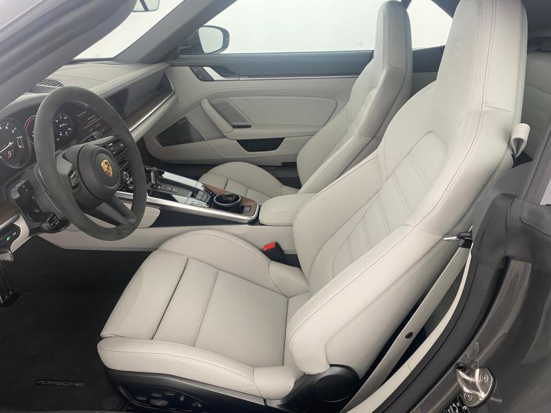 Porsche 911 Carrera S Cabriolet