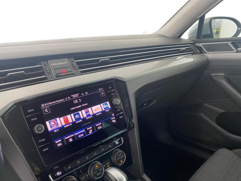 VW Passat Variant Business TDI SCR DSG