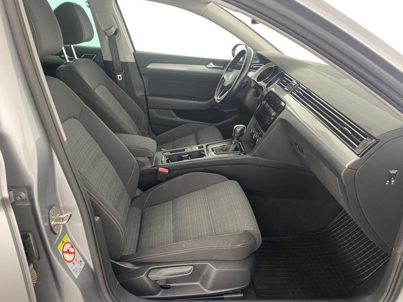 VW Passat Variant Business TDI SCR DSG