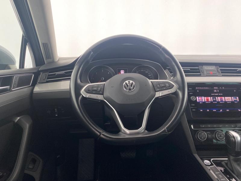 VW Passat Variant Business TDI SCR DSG