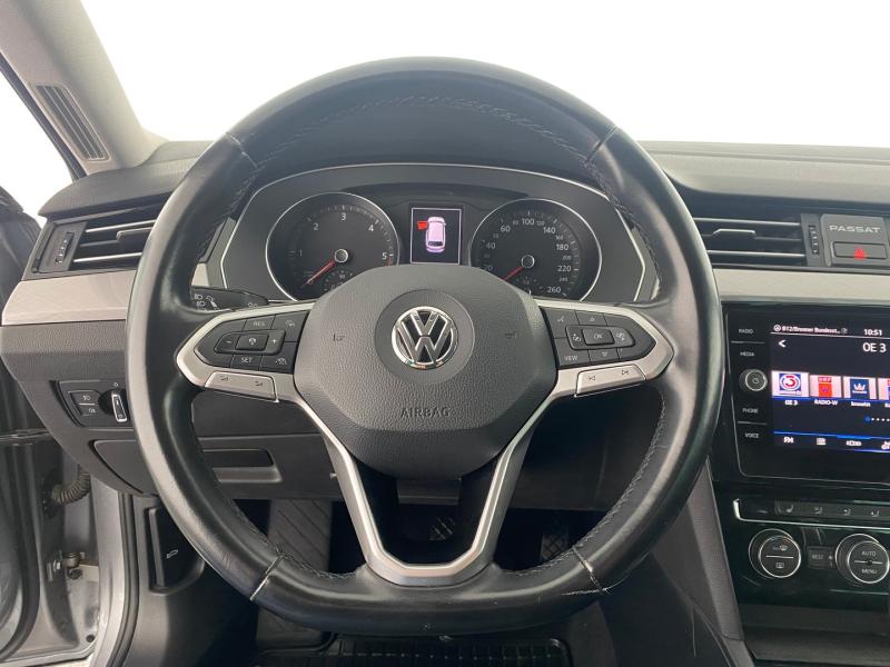 VW Passat Variant Business TDI SCR DSG