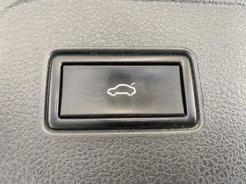 VW Passat Variant Business TDI SCR DSG