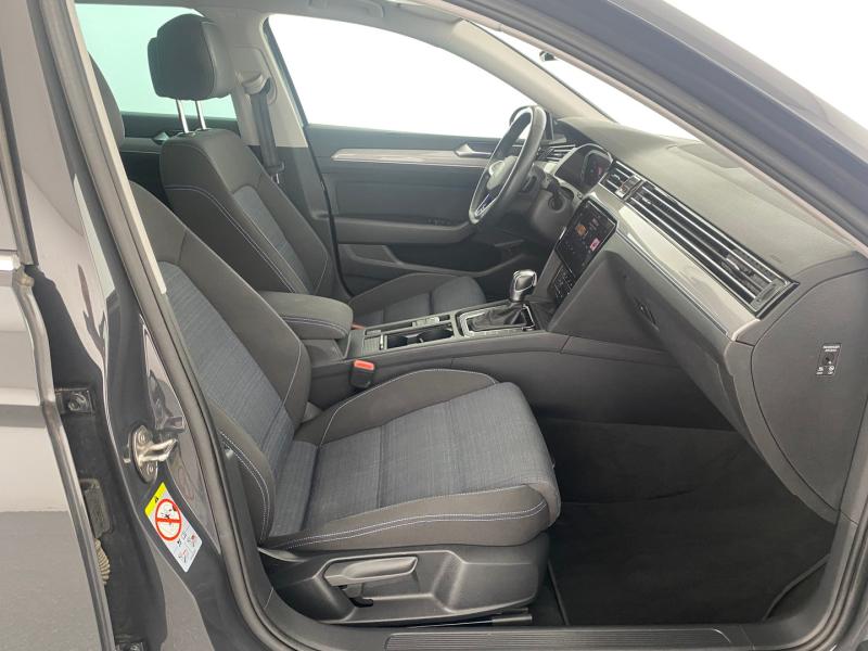 VW Passat Variant GTE