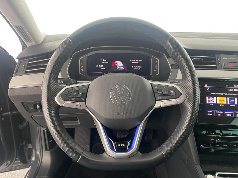 VW Passat Variant GTE