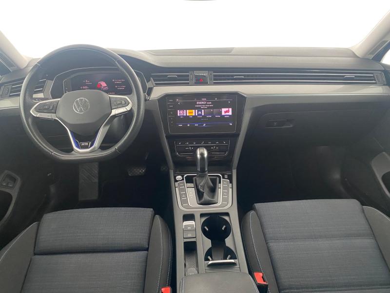 VW Passat Variant GTE