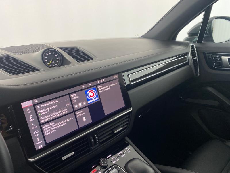 Porsche Cayenne E-Hybrid III