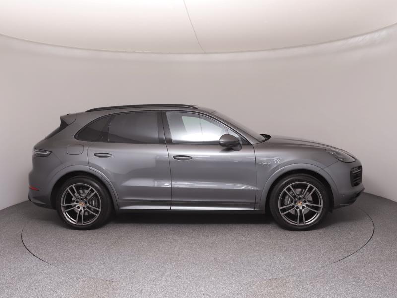Porsche Cayenne E-Hybrid III