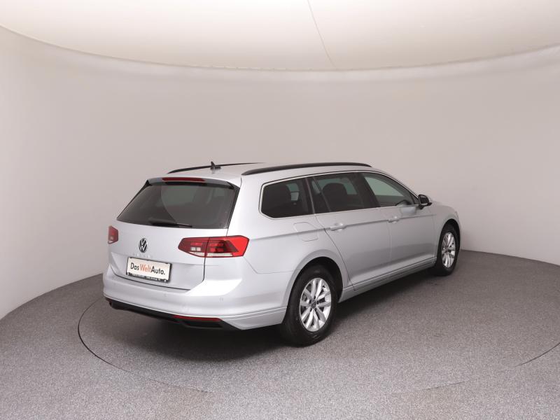 VW Passat Variant Business TDI DSG