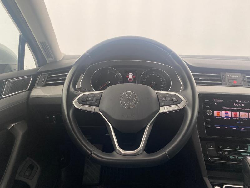 VW Passat Variant Business TDI DSG