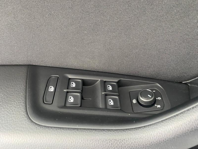 VW Passat Variant Business TDI DSG