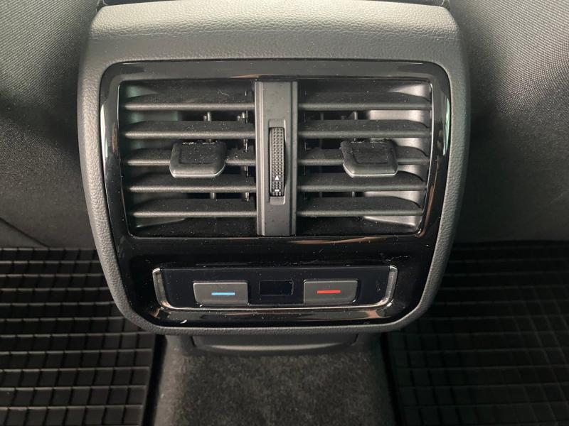 VW Passat Variant Business TDI DSG