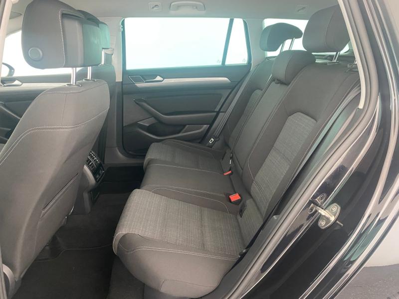 VW Passat Variant Business TDI DSG