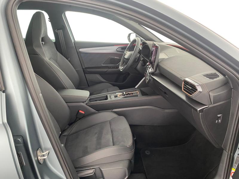 CUPRA Leon SP Kombi VZ e-HYBRID 200/272