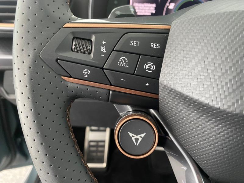 CUPRA Leon SP Kombi VZ e-HYBRID 200/272