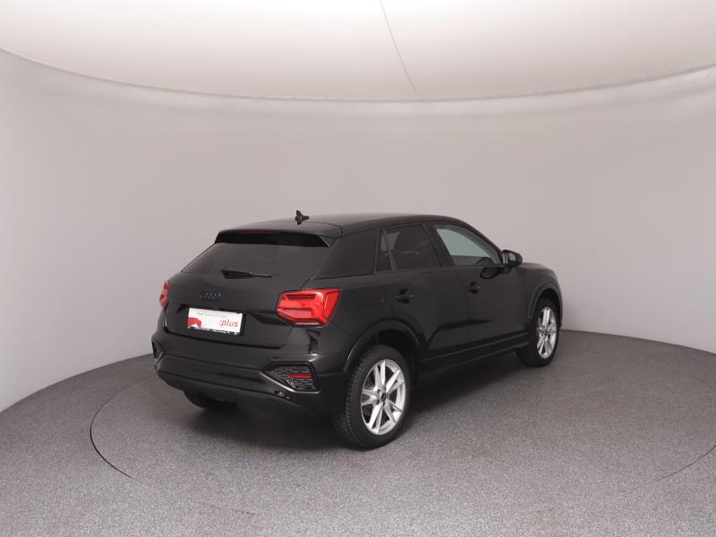Audi Q2 30 TFSI admired