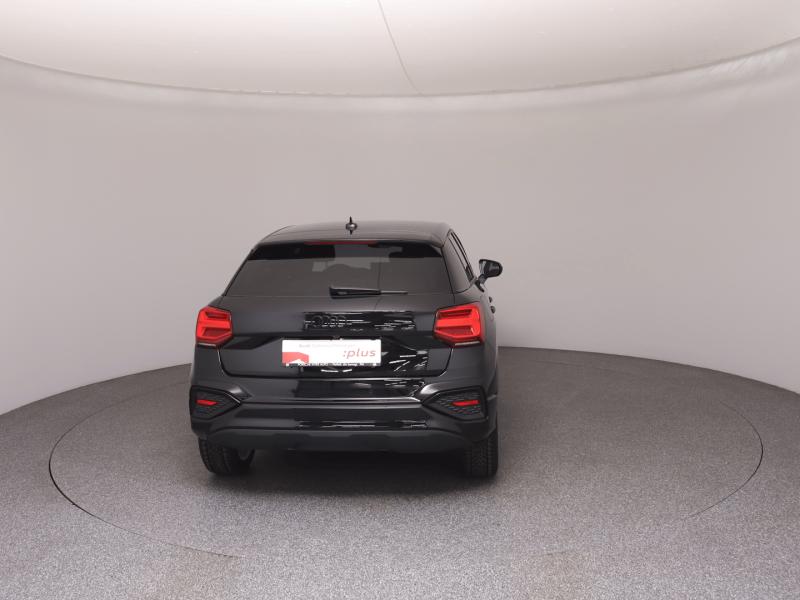 Audi Q2 30 TFSI admired