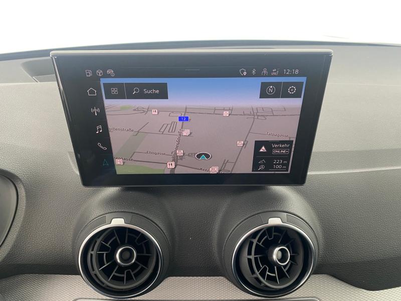 Audi Q2 30 TFSI admired