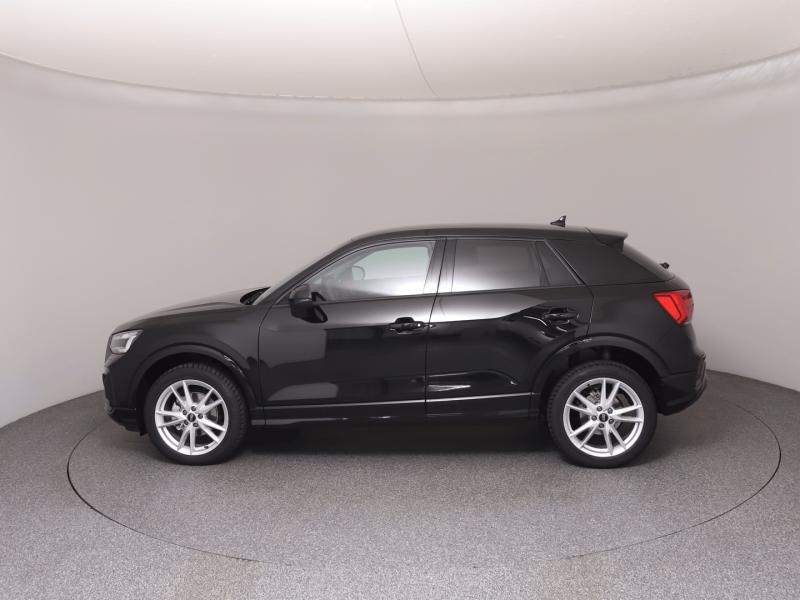 Audi Q2 30 TFSI admired