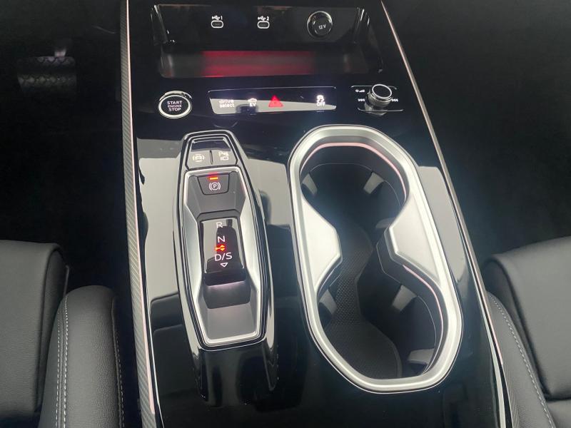 Audi A6 Avant e-hybrid quattro 220 kW